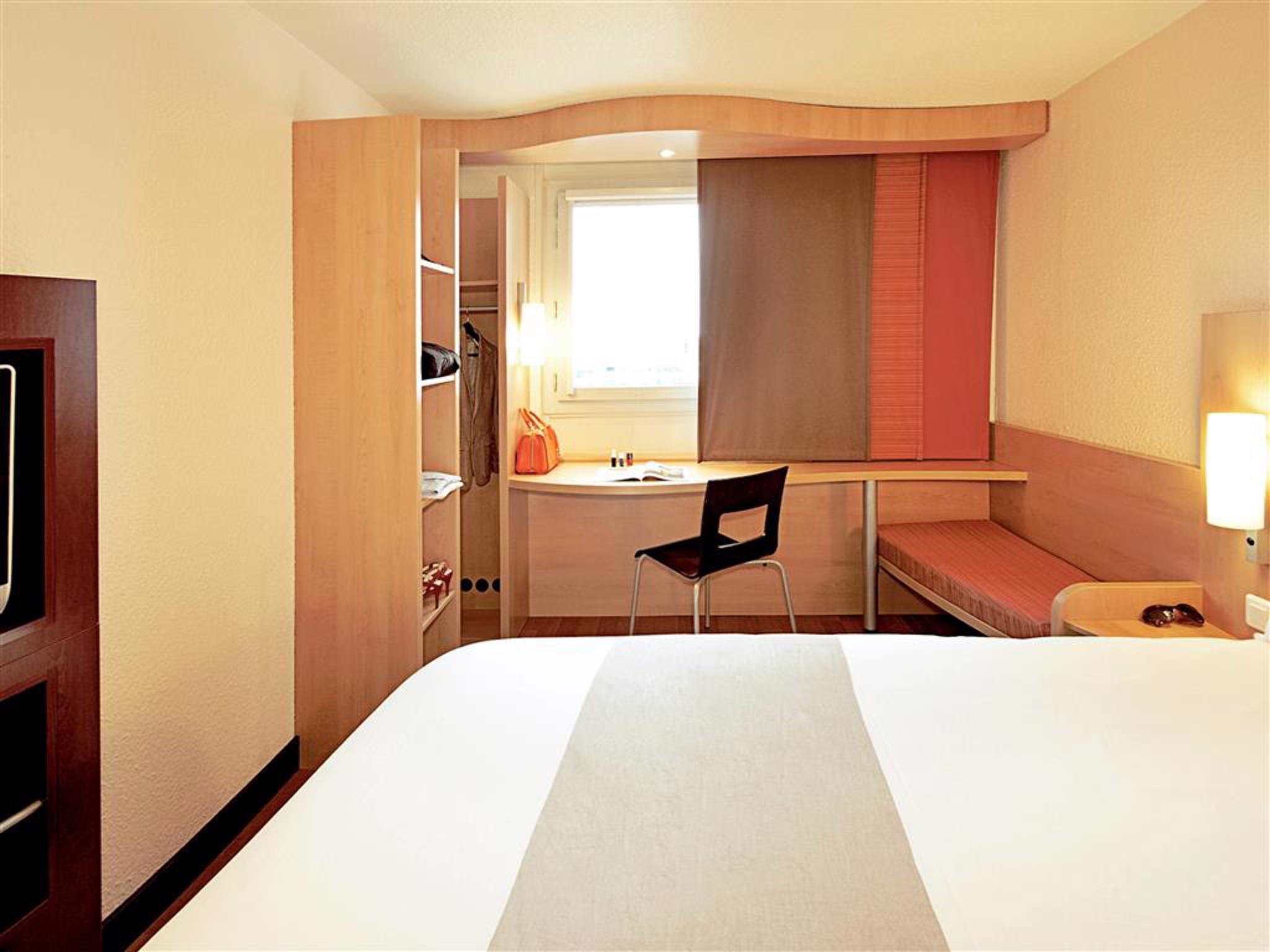 Ibis Paris Ornano Montmartre Nord 18Eme Hotel Ngoại thất bức ảnh